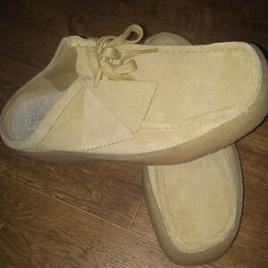Clarks Wallabee's